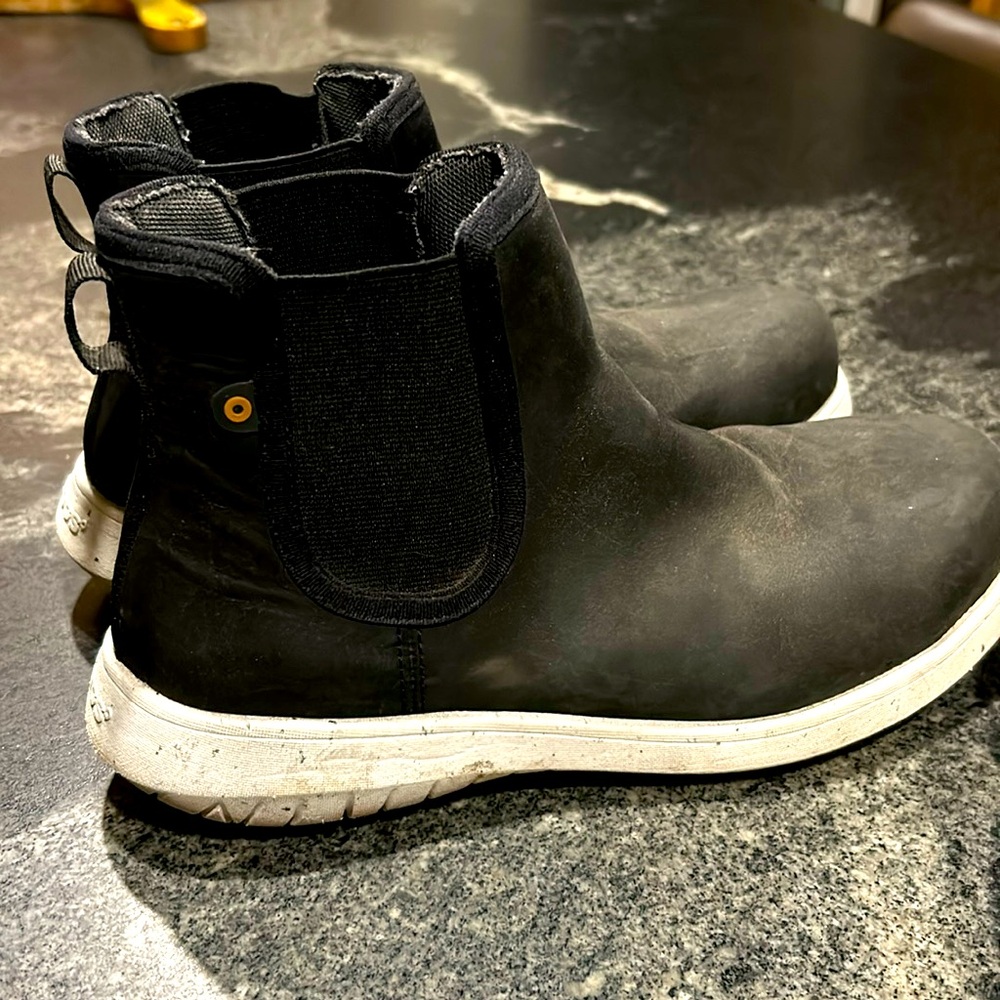 Bogs Juniper Chelsea waterproof booties